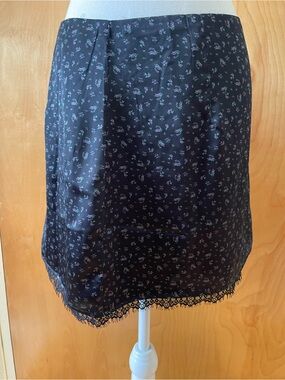 Princess Polly mini skirt size 8